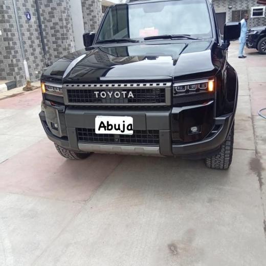 Toyota Land Cruiser Prado 2025